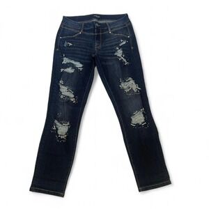 Jeans with rhinestones and pearls